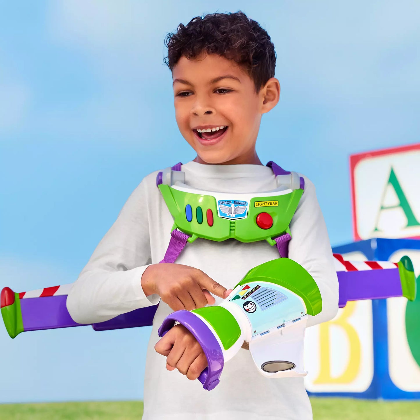 Buzz Lightyear Gauntlet – Toy Story